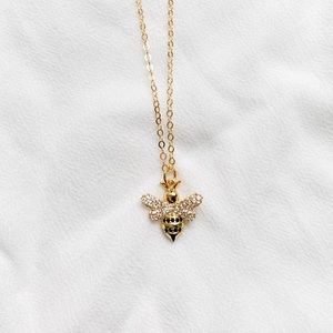 Bumble bee necklace
